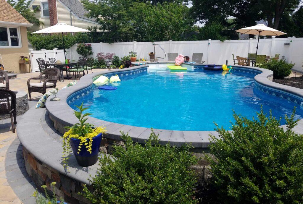 Kidney On Ground Pool semi in ground